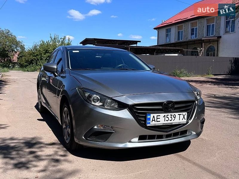 Седан Mazda 3 2014 в Кривом Роге