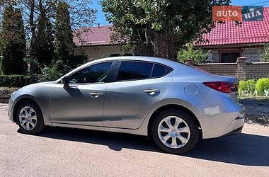 Седан Mazda 3 2014 в Кривом Роге
