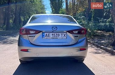Седан Mazda 3 2014 в Кривом Роге