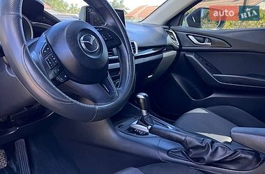 Седан Mazda 3 2014 в Кривом Роге
