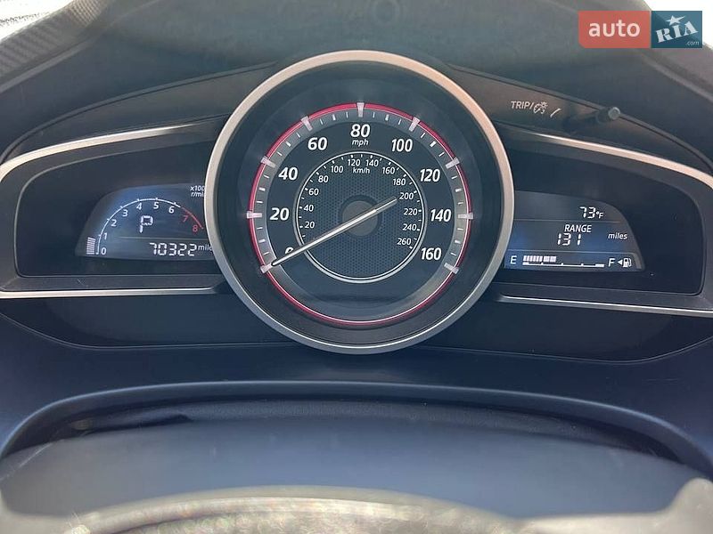 Седан Mazda 3 2014 в Кривом Роге