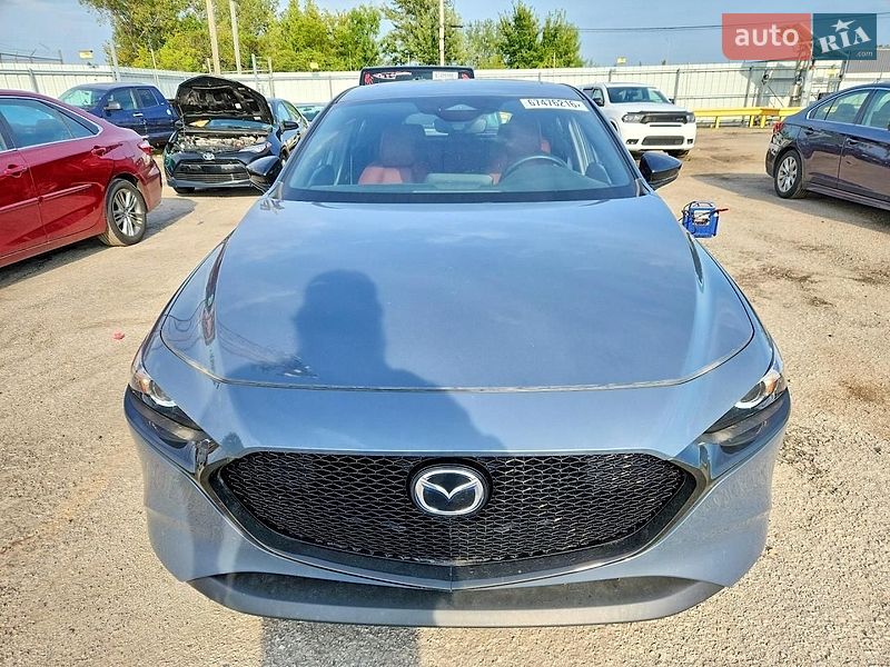 Хэтчбек Mazda 3 2025 в Львове