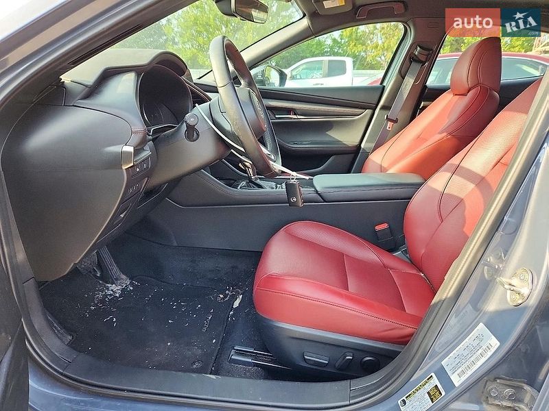 Хетчбек Mazda 3 2025 в Львові