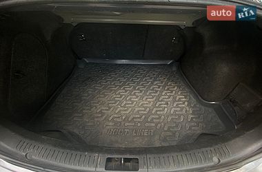 Седан Mazda 3 2004 в Харкові
