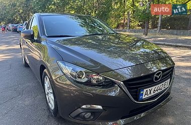 Седан Mazda 3 2016 в Києві