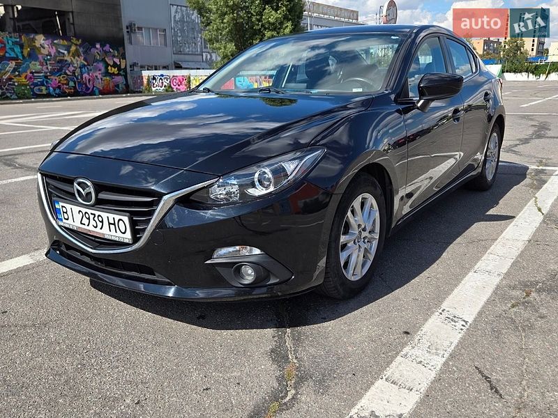 Седан Mazda 3 2014 в Полтаві