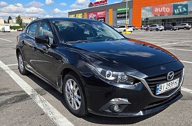 Седан Mazda 3 2014 в Полтаві