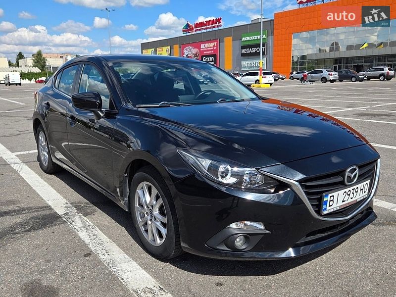 Седан Mazda 3 2014 в Полтаві