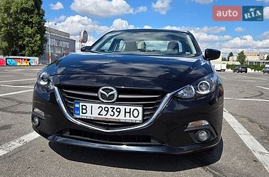 Седан Mazda 3 2014 в Полтаві