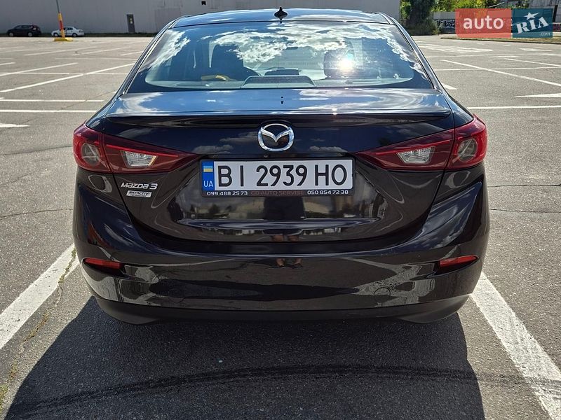Седан Mazda 3 2014 в Полтаві