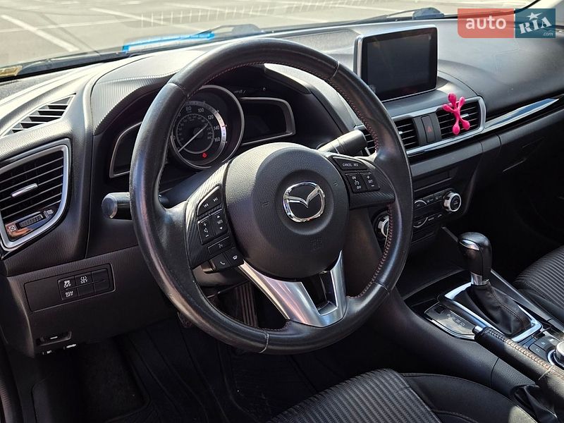 Седан Mazda 3 2014 в Полтаві