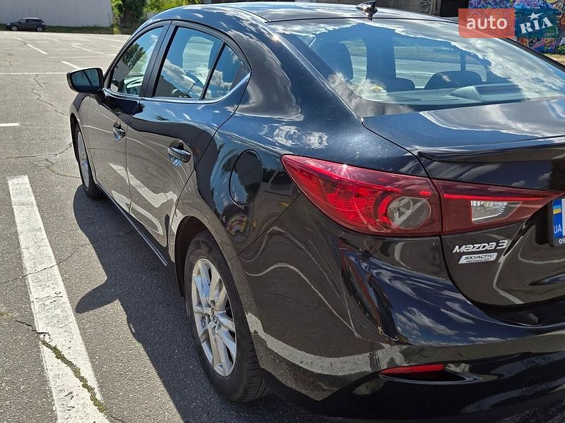 Седан Mazda 3 2014 в Полтаві