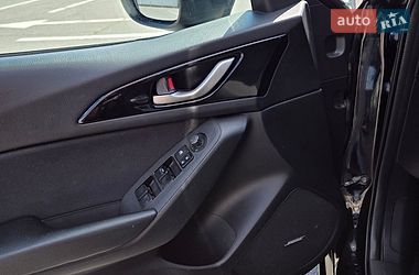 Седан Mazda 3 2014 в Полтаві