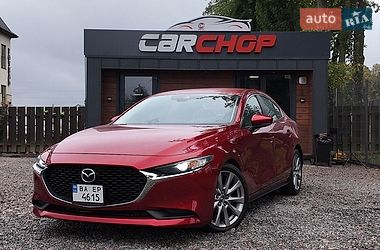 Седан Mazda 3 2019 в Стрию
