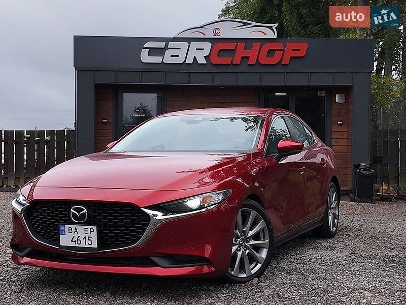 Седан Mazda 3 2019 в Стрию