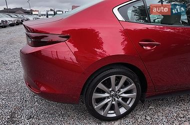 Седан Mazda 3 2019 в Стрию