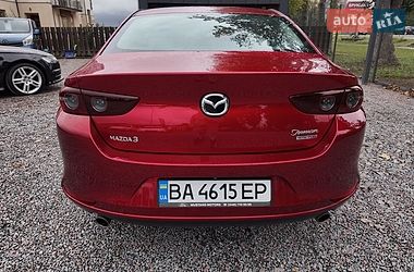 Седан Mazda 3 2019 в Стрию