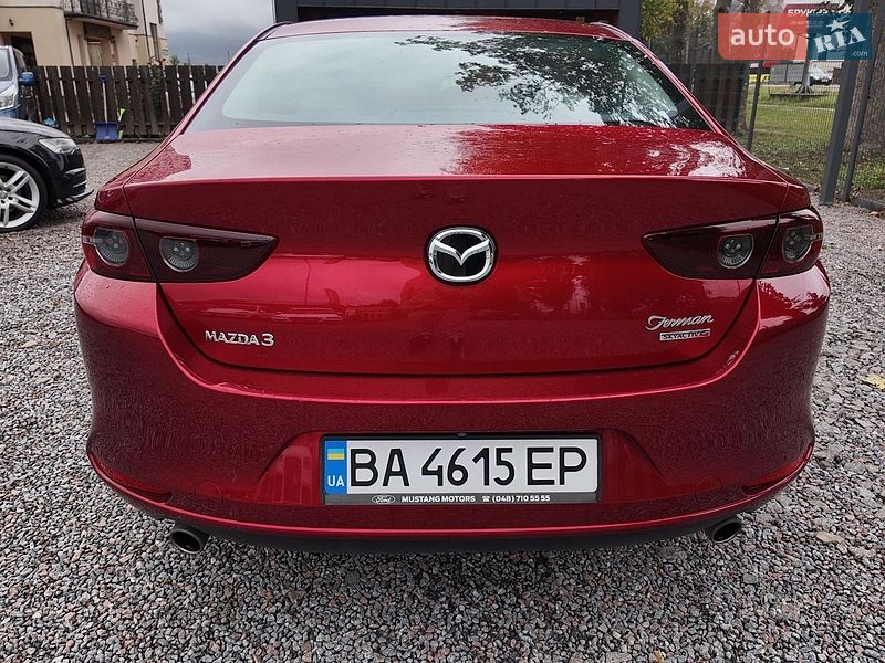 Седан Mazda 3 2019 в Стрию