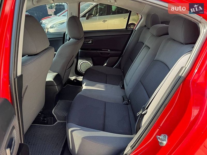 Седан Mazda 3 2009 в Дніпрі