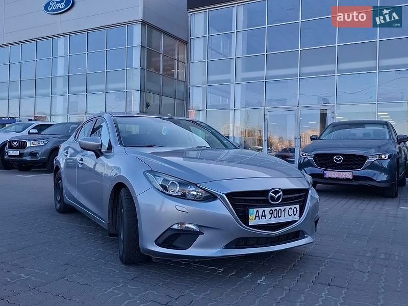 Седан Mazda 3 2016 в Киеве фото 5 Седан Mazda 3 2016 в Киеве