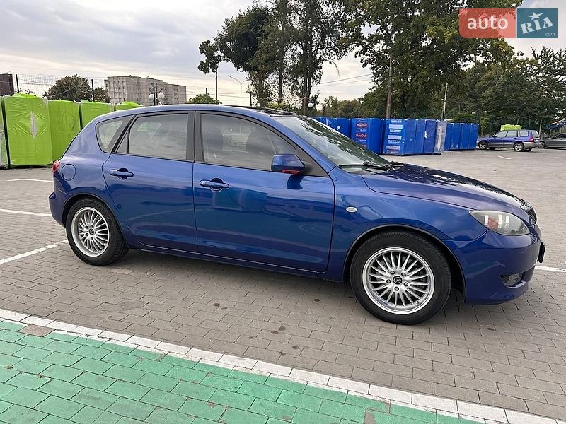 Хэтчбек Mazda 3 2003 в Умани