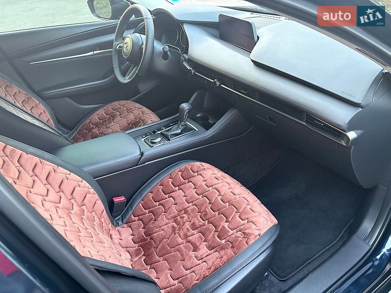 Седан Mazda 3 2025 в Запорожье