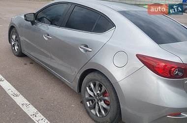 Седан Mazda 3 2015 в Львове