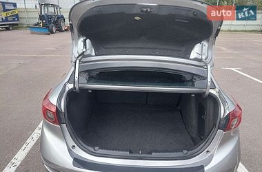 Седан Mazda 3 2015 в Львове