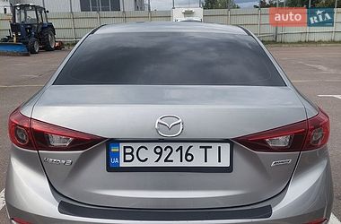 Седан Mazda 3 2015 в Львове