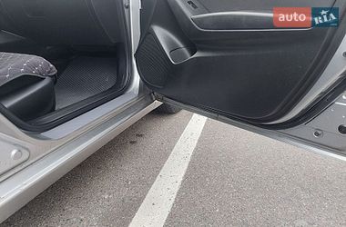 Седан Mazda 3 2015 в Львове