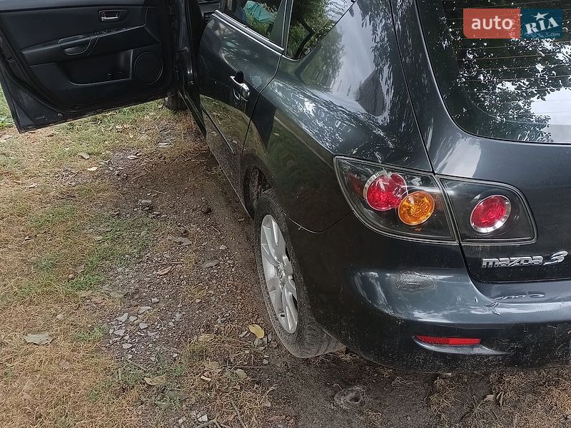 Хэтчбек Mazda 3 2005 в Киеве