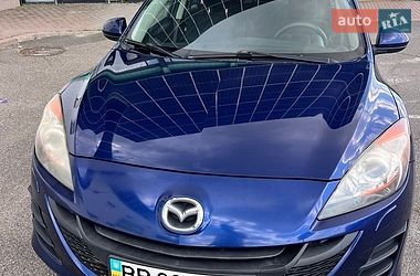Седан Mazda 3 2010 в Киеве