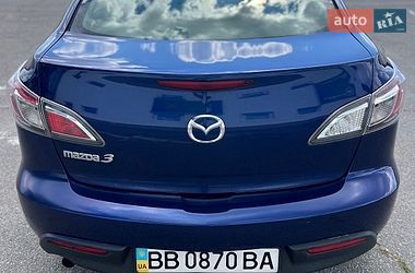 Седан Mazda 3 2010 в Киеве