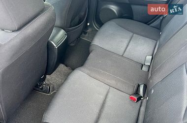 Седан Mazda 3 2010 в Киеве