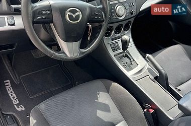Седан Mazda 3 2010 в Киеве