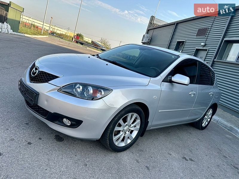 Хэтчбек Mazda 3 2006 в Днепре