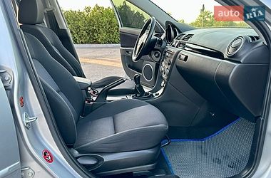 Хэтчбек Mazda 3 2006 в Днепре