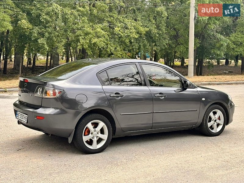 Седан Mazda 3 2005 в Николаеве
