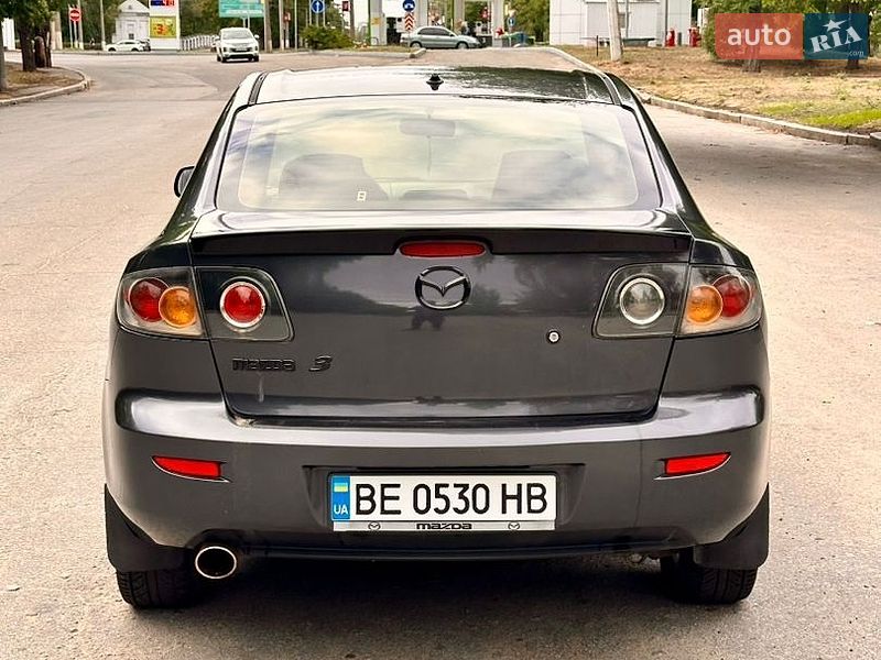 Седан Mazda 3 2005 в Николаеве