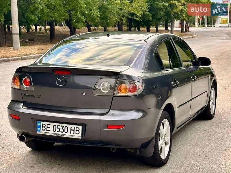 Седан Mazda 3 2005 в Николаеве