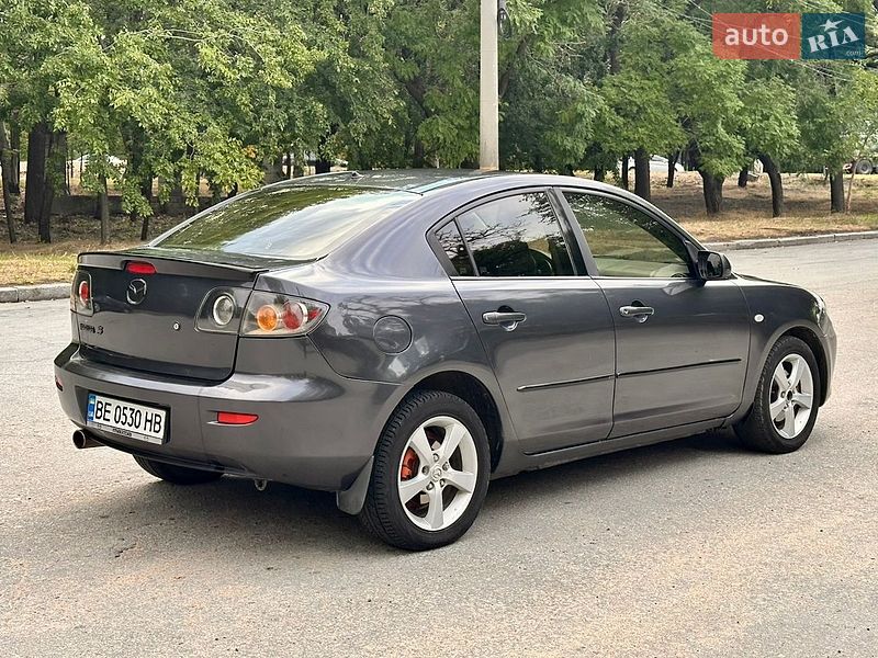 Седан Mazda 3 2005 в Николаеве