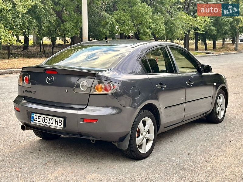 Седан Mazda 3 2005 в Николаеве
