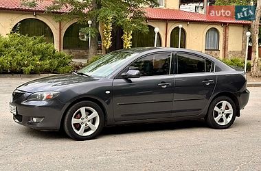 Седан Mazda 3 2005 в Николаеве