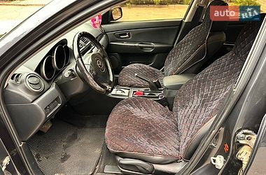 Седан Mazda 3 2005 в Николаеве