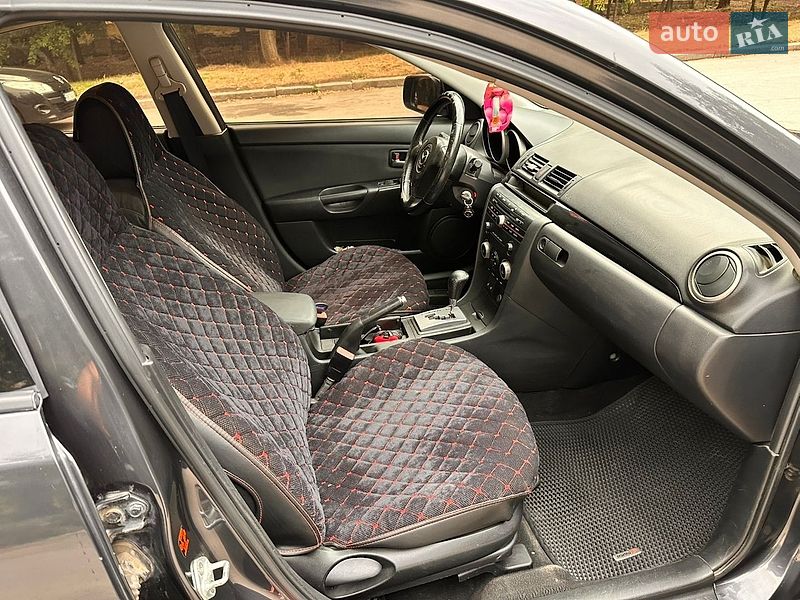 Седан Mazda 3 2005 в Николаеве