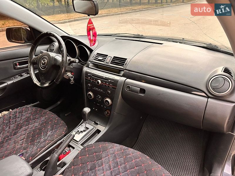 Седан Mazda 3 2005 в Николаеве
