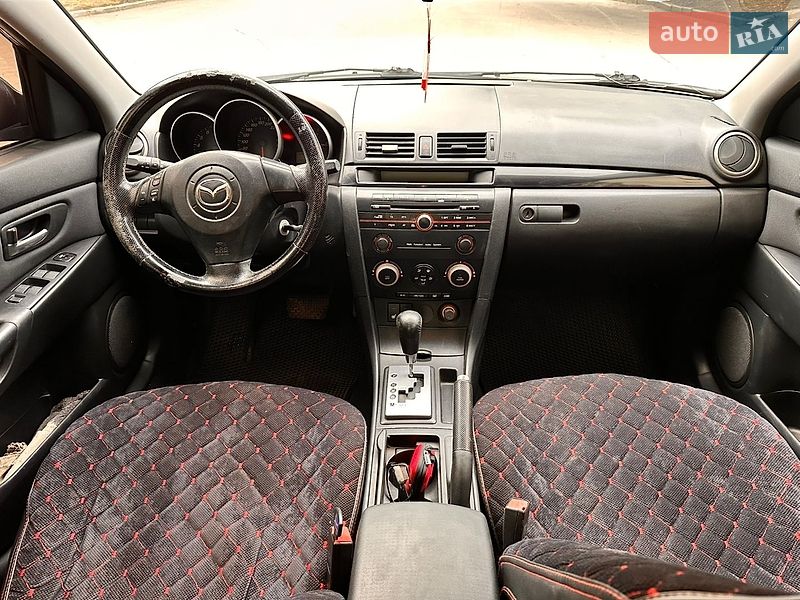 Седан Mazda 3 2005 в Николаеве