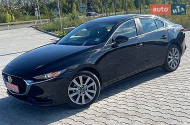 Седан Mazda 3 2026 в Львове