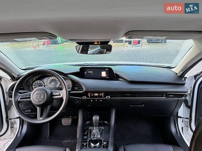 Седан Mazda 3 2021 в Днепре