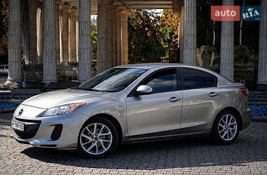 Седан Mazda 3 2011 в Запоріжжі